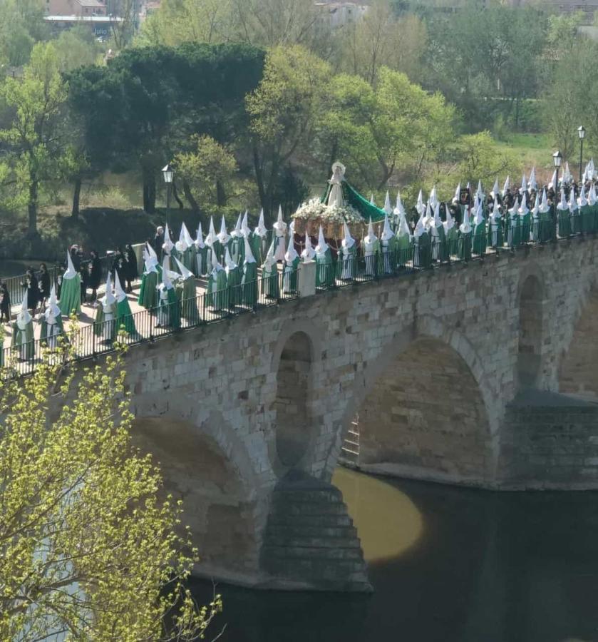 A Los Ojos Del Rio Duero Zamora Extérieur photo