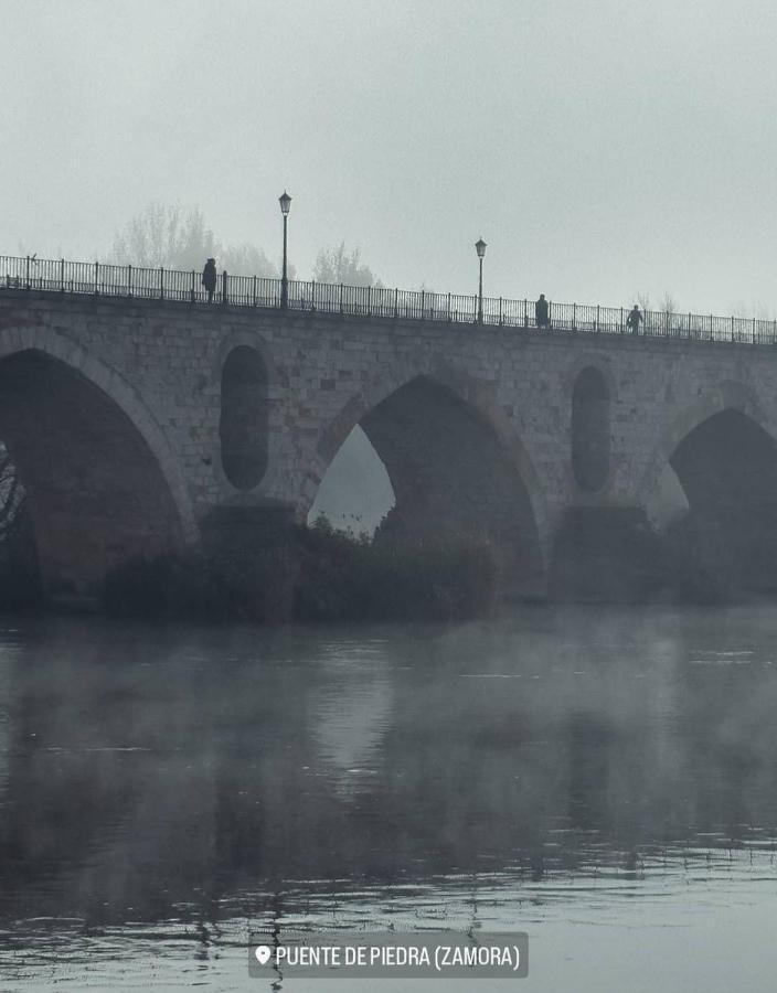 A Los Ojos Del Rio Duero Zamora Extérieur photo